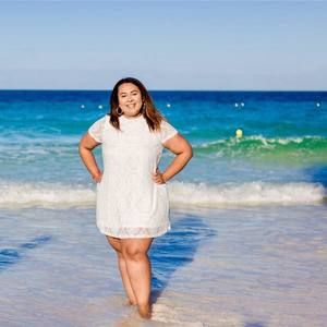 Meet your Posher, Elizabeth